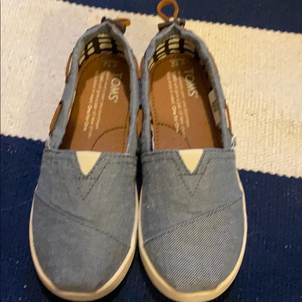 Toms Chambray Youth Bimini Sz 12 New